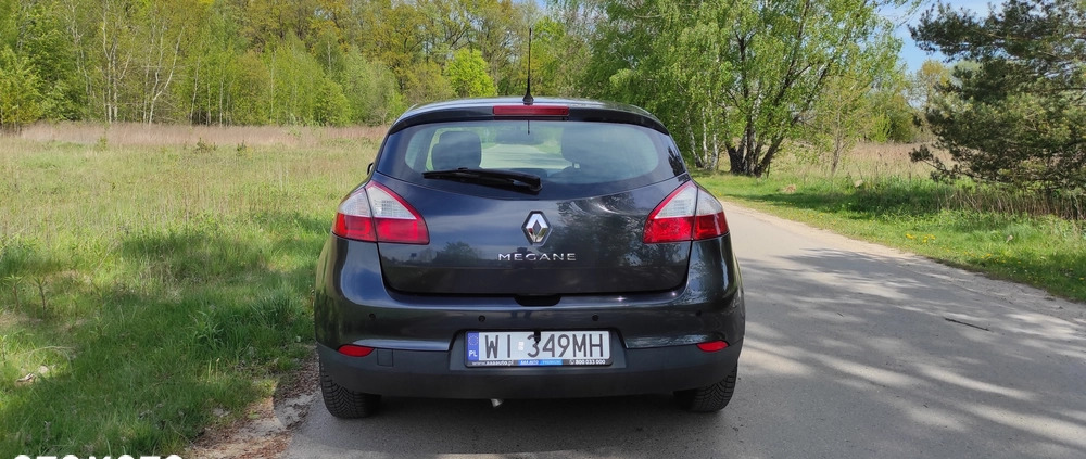 Renault Megane cena 17900 przebieg: 143000, rok produkcji 2010 z Piaseczno małe 781